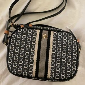Tory Burch Gemini Link Small Crossbody